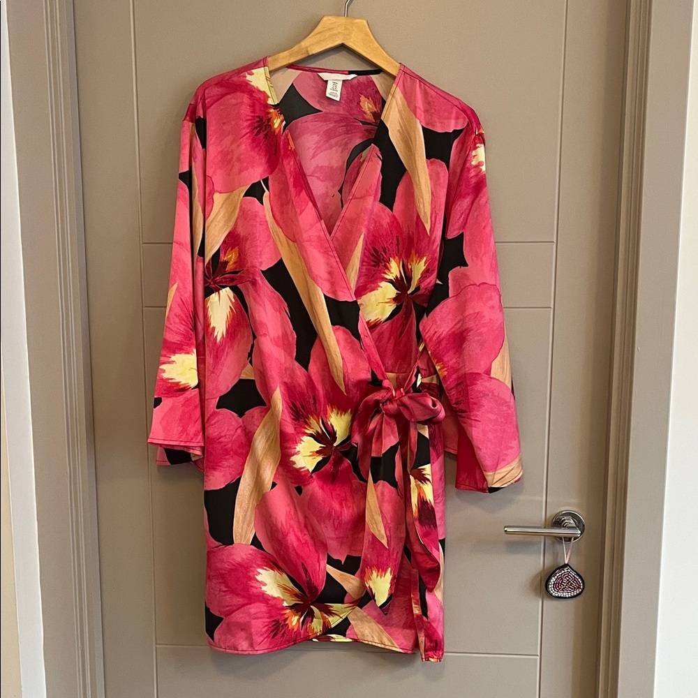 H&M Pink and Black Floral Wrap Dress